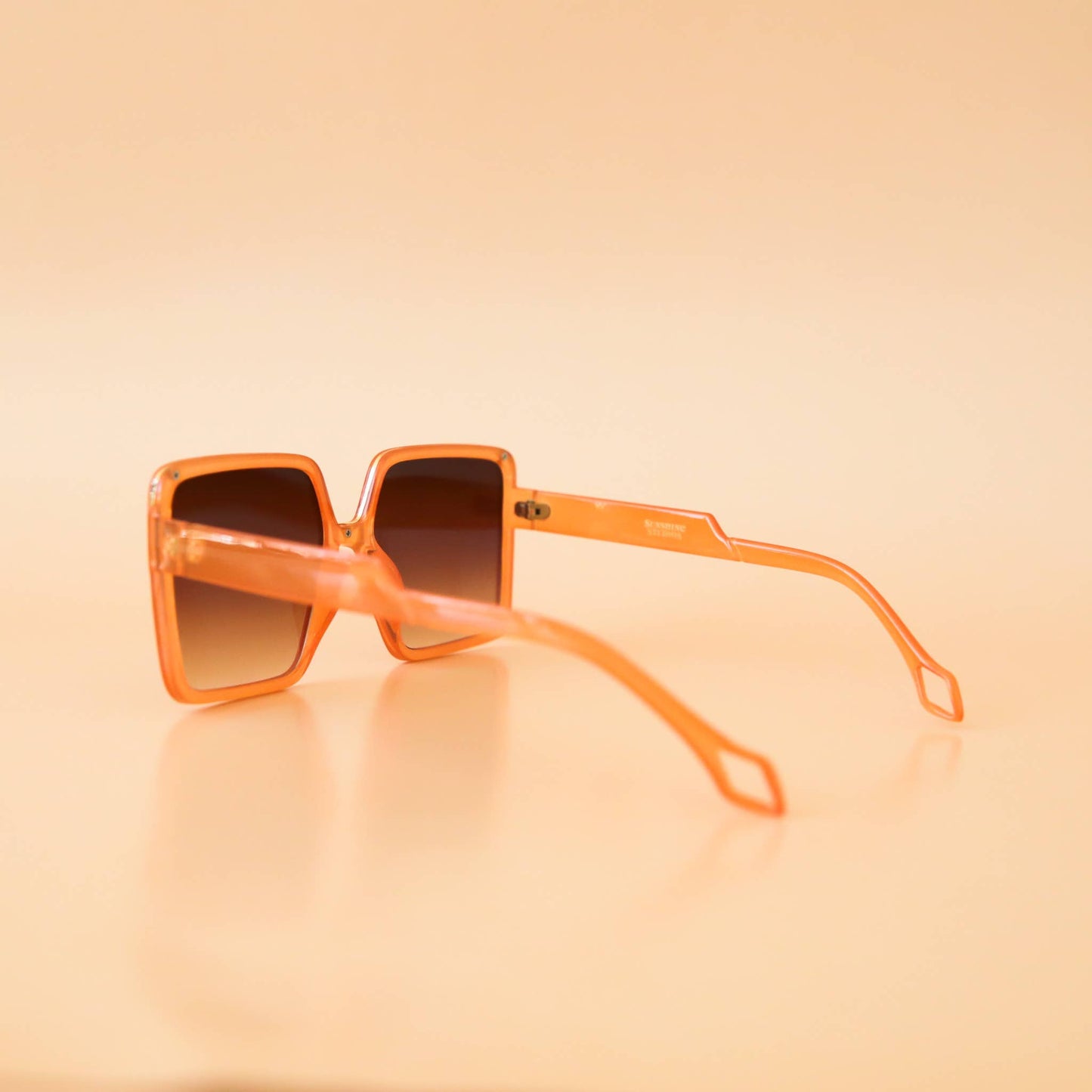 Kelso Sunglasses: White