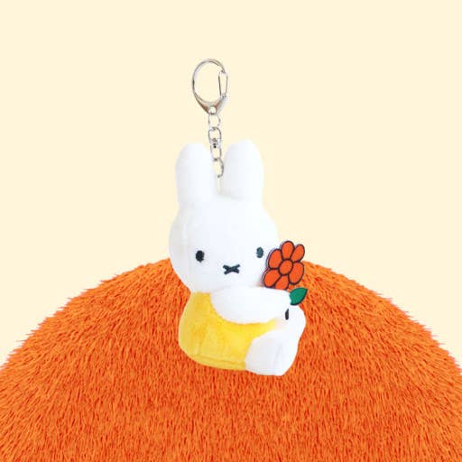 Miffy & Friends with Flower Plush Bag Charm