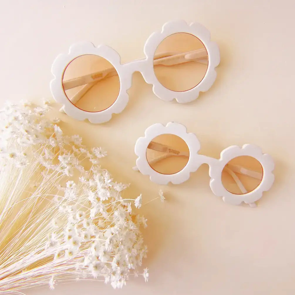 Adult Flower Sunglasses : Ivory