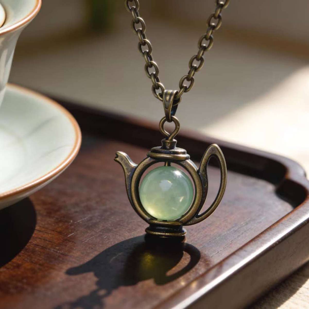 Green Bead Vintage Gold Teapot Necklace
