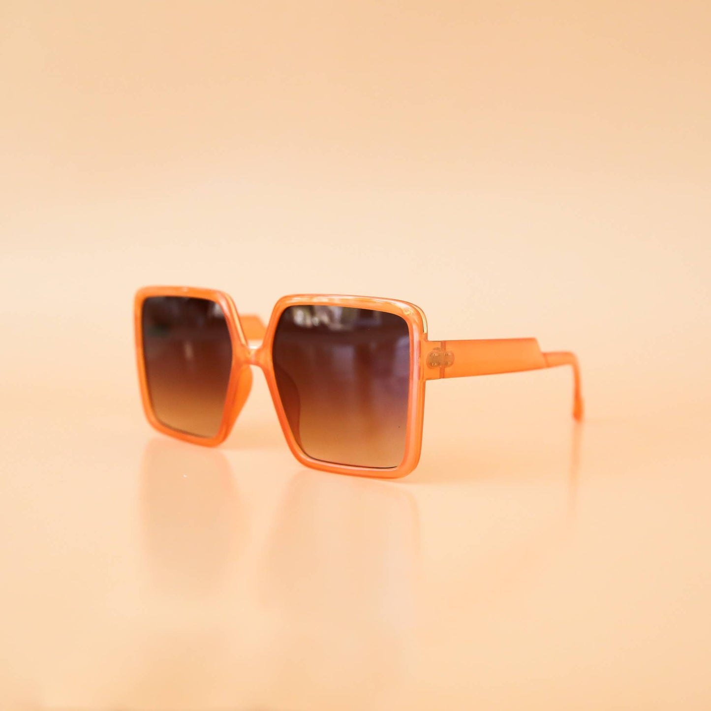 Kelso Sunglasses: White