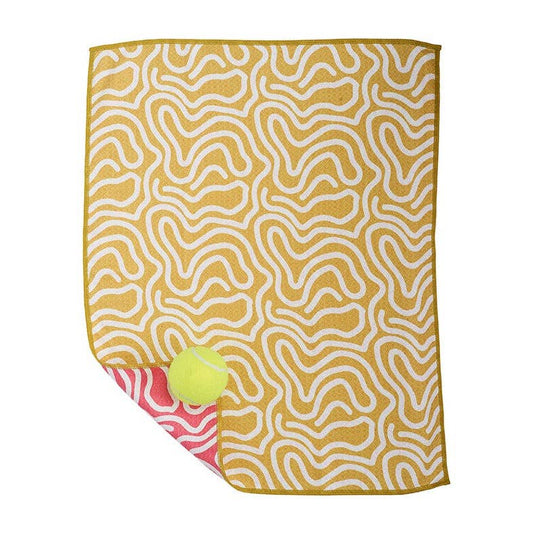Curly Cue Towel in Pink