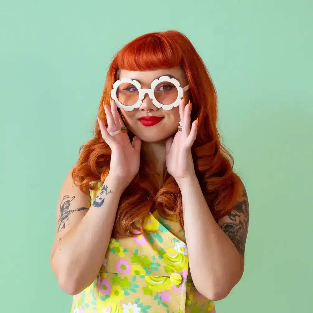 Adult Flower Sunglasses : Ivory