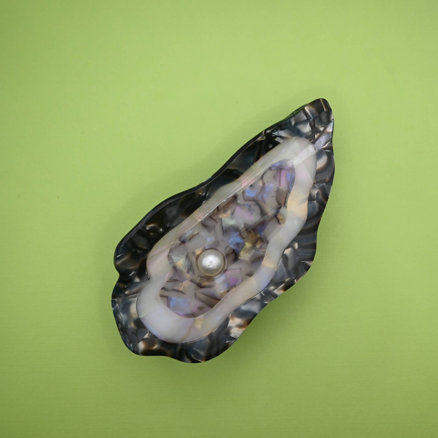 Oyster Hair Clip