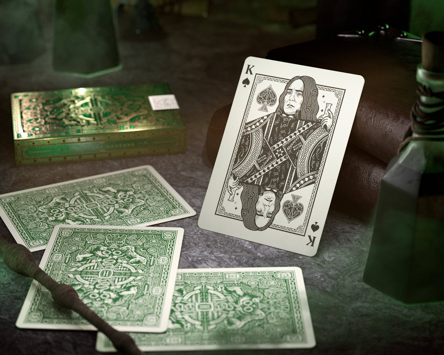Harry Potter Playing Cards: Red (Gryffindor)