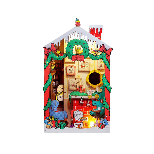 DIY Book Nook: Peanuts Christmas House